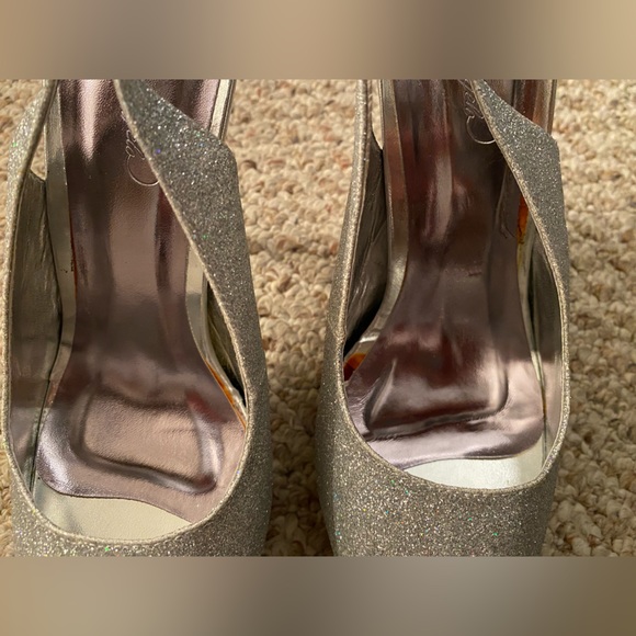 Michaelangelo for David Bridal High Heels - Picture 8 of 9